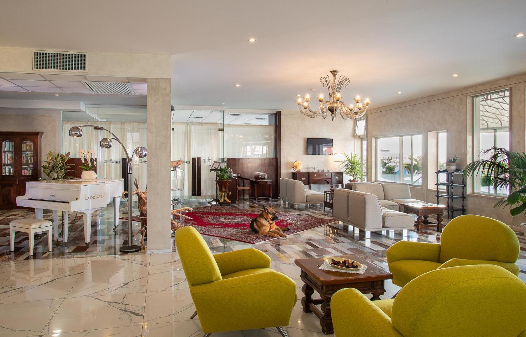 Fantinello Hotel Caorle Eksteriør billede
